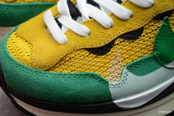 Yellow CV1363-700 Vaporwaffle Nike sacai Tour Green Stadium 1012